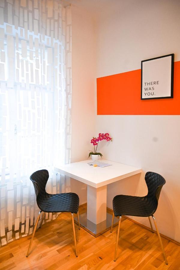 Backpacker Apartment Hofburg ウィーン エクステリア 写真